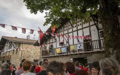 Aretako Kultur Etxeko taberna zerbitzua martxan berriz