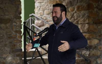 Jon Inarrituk ez du jarraituko diputatu gisa EH Bildun