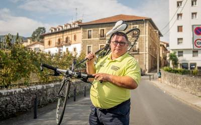 “Nire denbora libre guztia eskaini diot honi, horrek dakarren sakrifizio guztiarekin”
