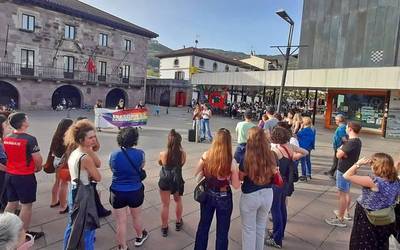 Angeluko erailketa matxista salatzeko elkarretaratzea eginen dute asteazkenean Elizondon
