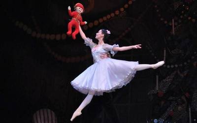 Ozenki elkarteak bihar jarriko ditu salgai 'El Cascanueces' ballet-ikuskizunerako sarrerak