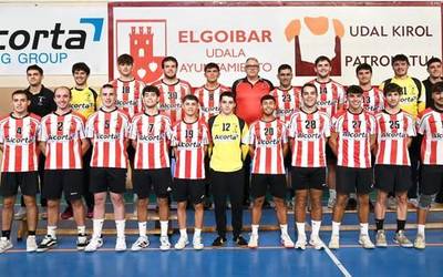 Jarraian bosgarren partida irabazita zuzenean lider jarri da Alcorta
