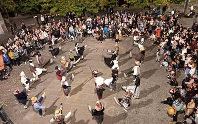 Beldurrezko errituek hartuko dute plaza, beste urte batez, Gaba Baltzean