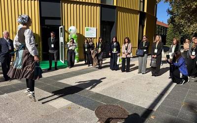 Arabako campuseko ikasleentzako bigarren egoitza inauguratu dute