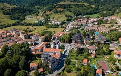 Artziniegako Udalak herritarren parte-hartzea sustatzeko bi prozesu jarri ditu abian