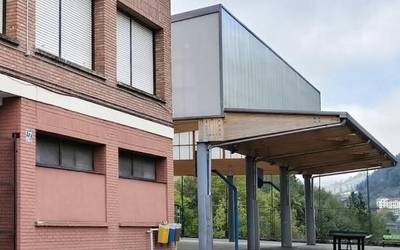 Herritarrentzako irekiko dute institutuko jolaslekua asteburuetan